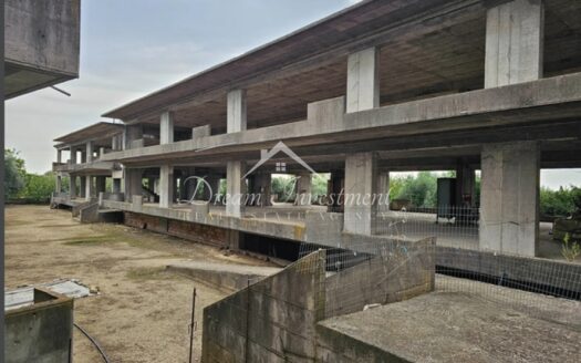 Προς Πώληση Κτίρια Επαγγελματικά 2400 τ.μ., Ζαχάρω